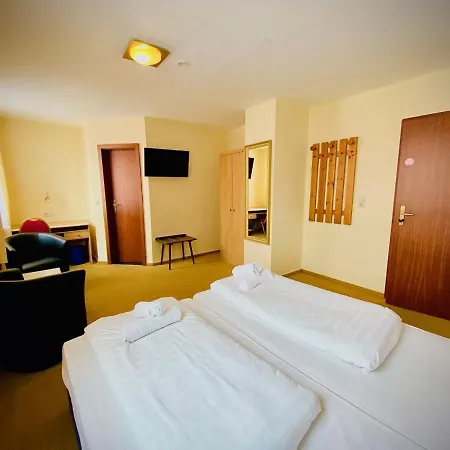 Hotel Grimm *